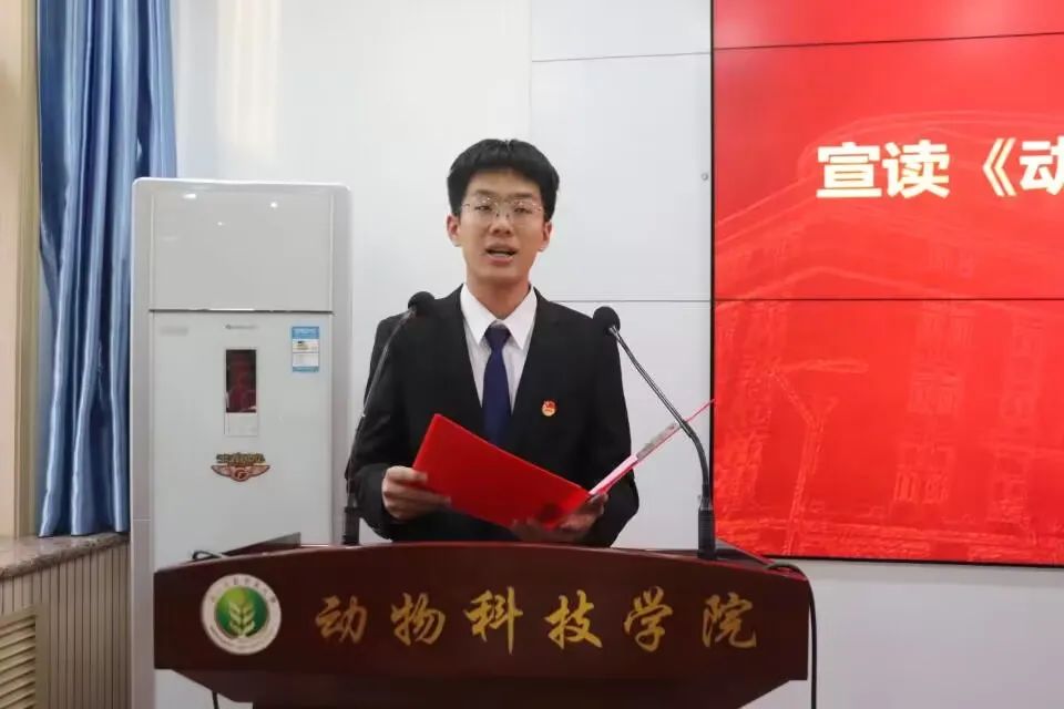 eaa4574763cb47a381d981f1f835b2d2.jpg eaa4574763cb47a381d981f1f835b2d2.jpg