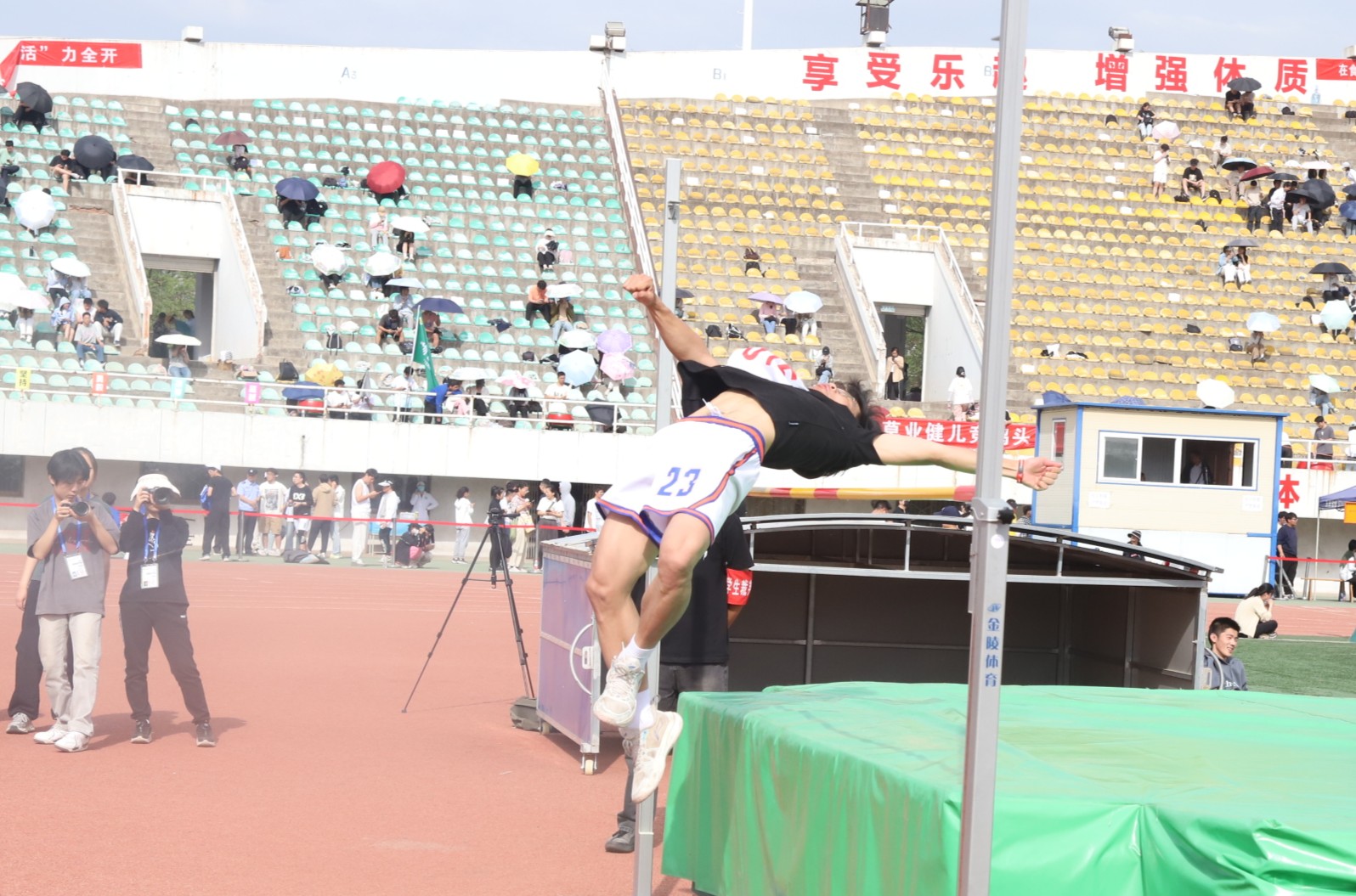 跳高 (2).JPG