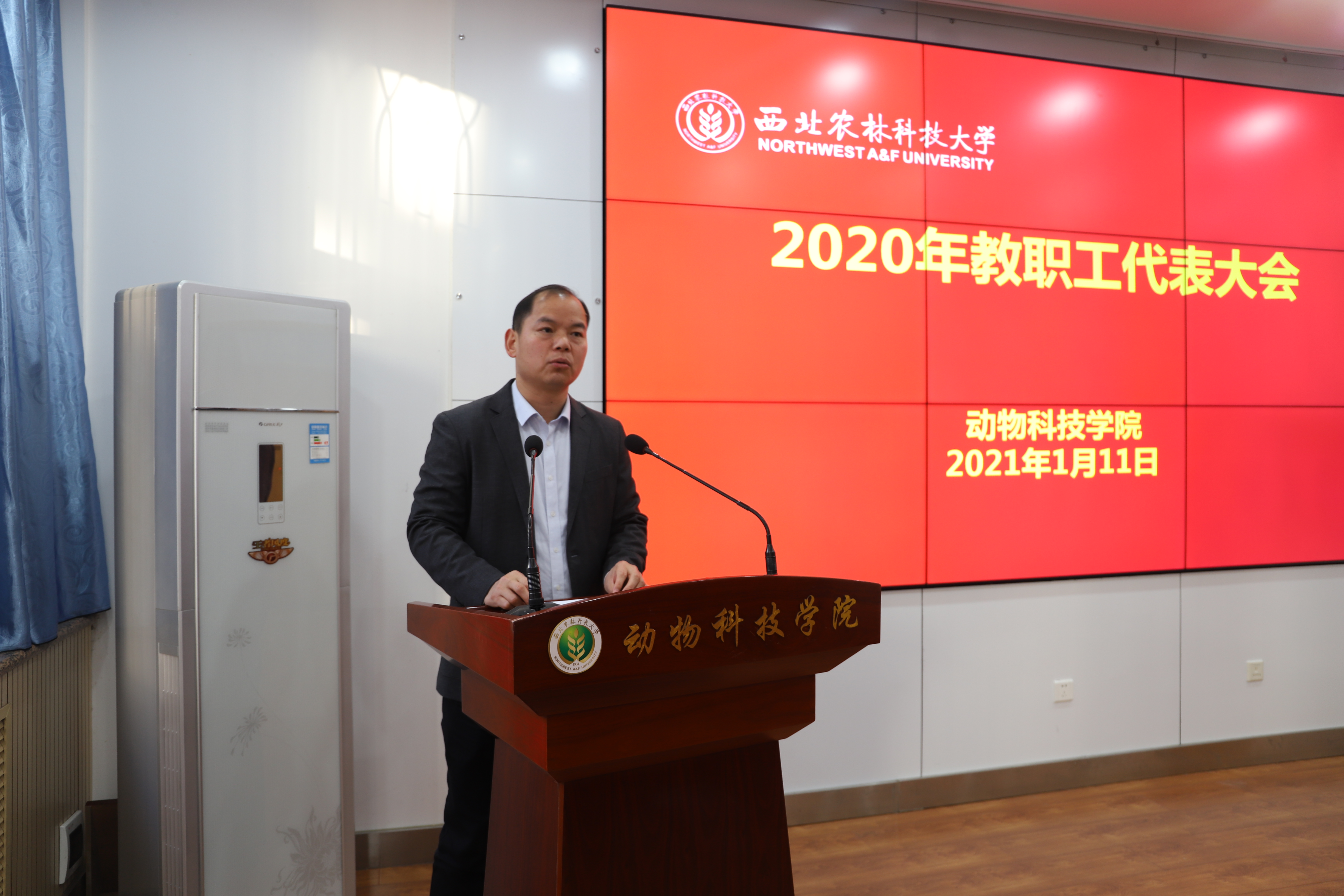 5fa42989fb3740e49a87f36fbacdc822.jpg 5fa42989fb3740e49a87f36fbacdc822.jpg