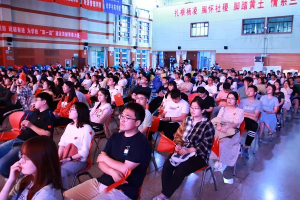 f79eaf7b5fbc45c2a555d7e3aa9993f9.jpg 活动现场2.jpg