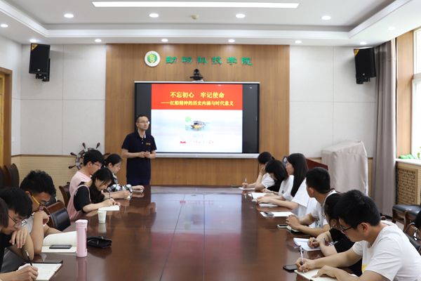 e6c2055caf6c40989135572efe56df56.jpg 姜雨.jpg