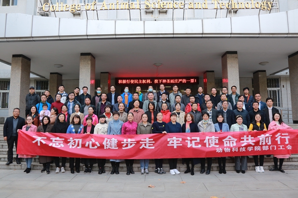 6f00b9432e874025b0111a93e6317db9.jpg 336A3556.JPG