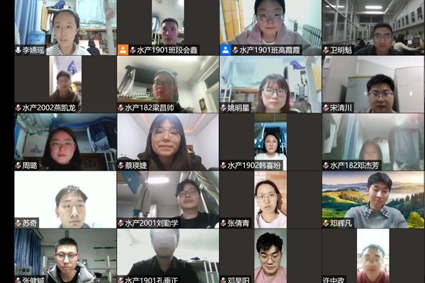 d7e61f5f3926489e810cb633f4443956.png 支部成员发表感想.png