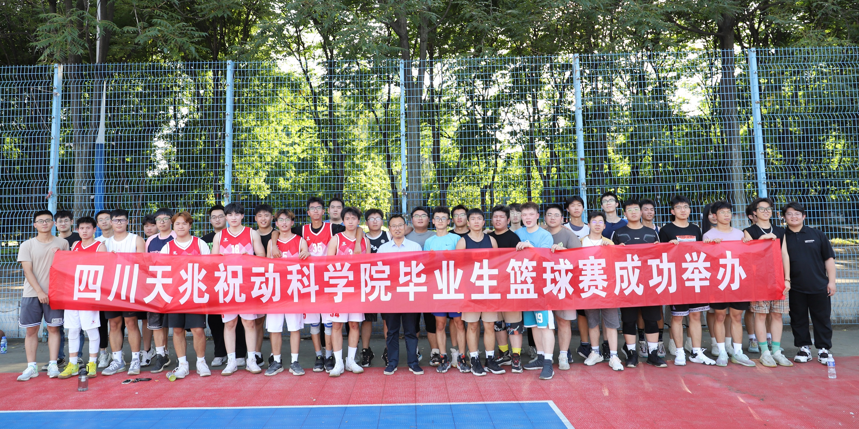 79e993e5a9804a58b13e9f7325e782f2.jpg 79e993e5a9804a58b13e9f7325e782f2.jpg