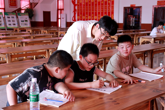 28ed1d1ae5fe41429a4e7d50eb2d2e8d.jpg 02.jpg