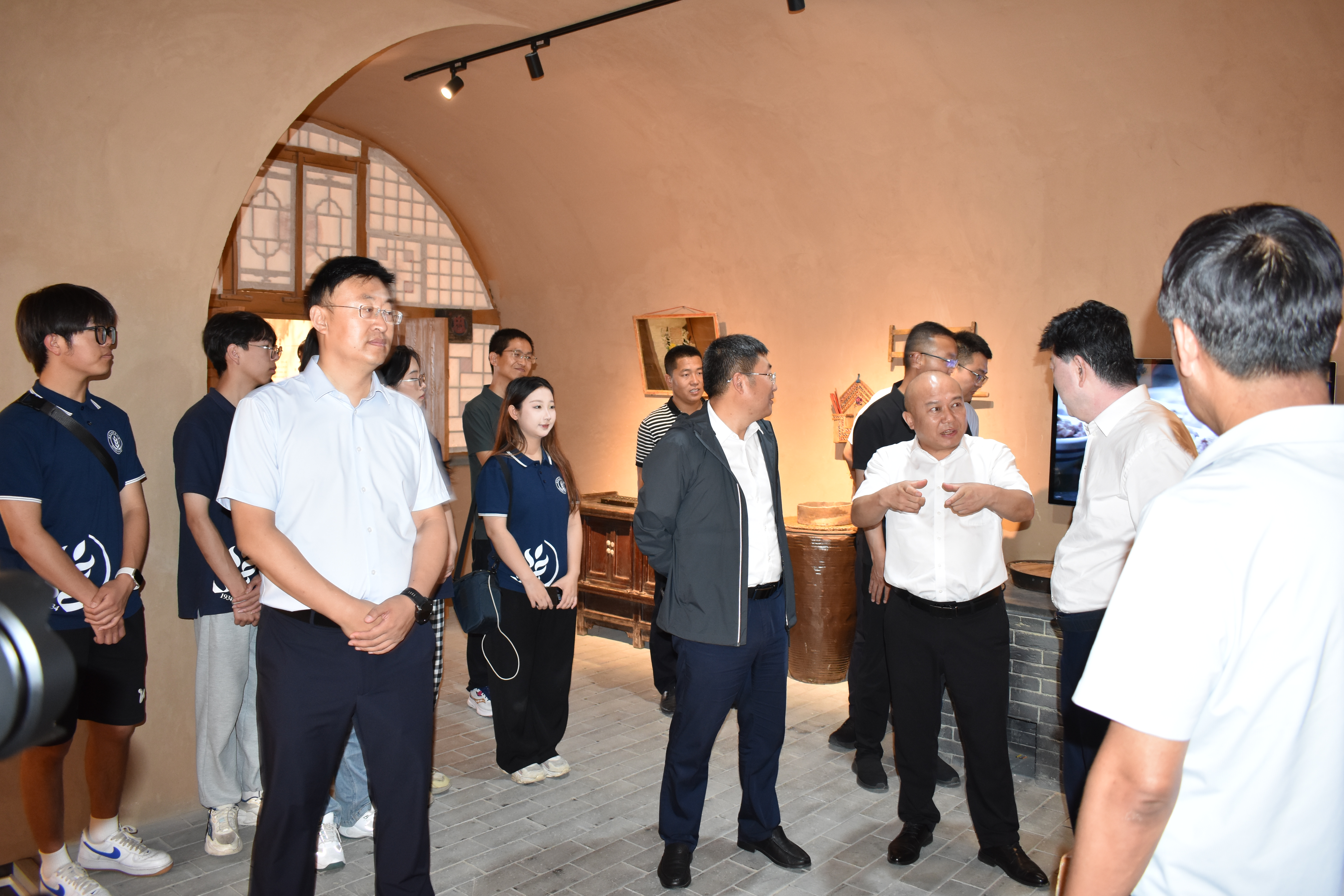 8e40e8c646d54e0eb3c81c9d7b2c9f00.jpg 8e40e8c646d54e0eb3c81c9d7b2c9f00.jpg