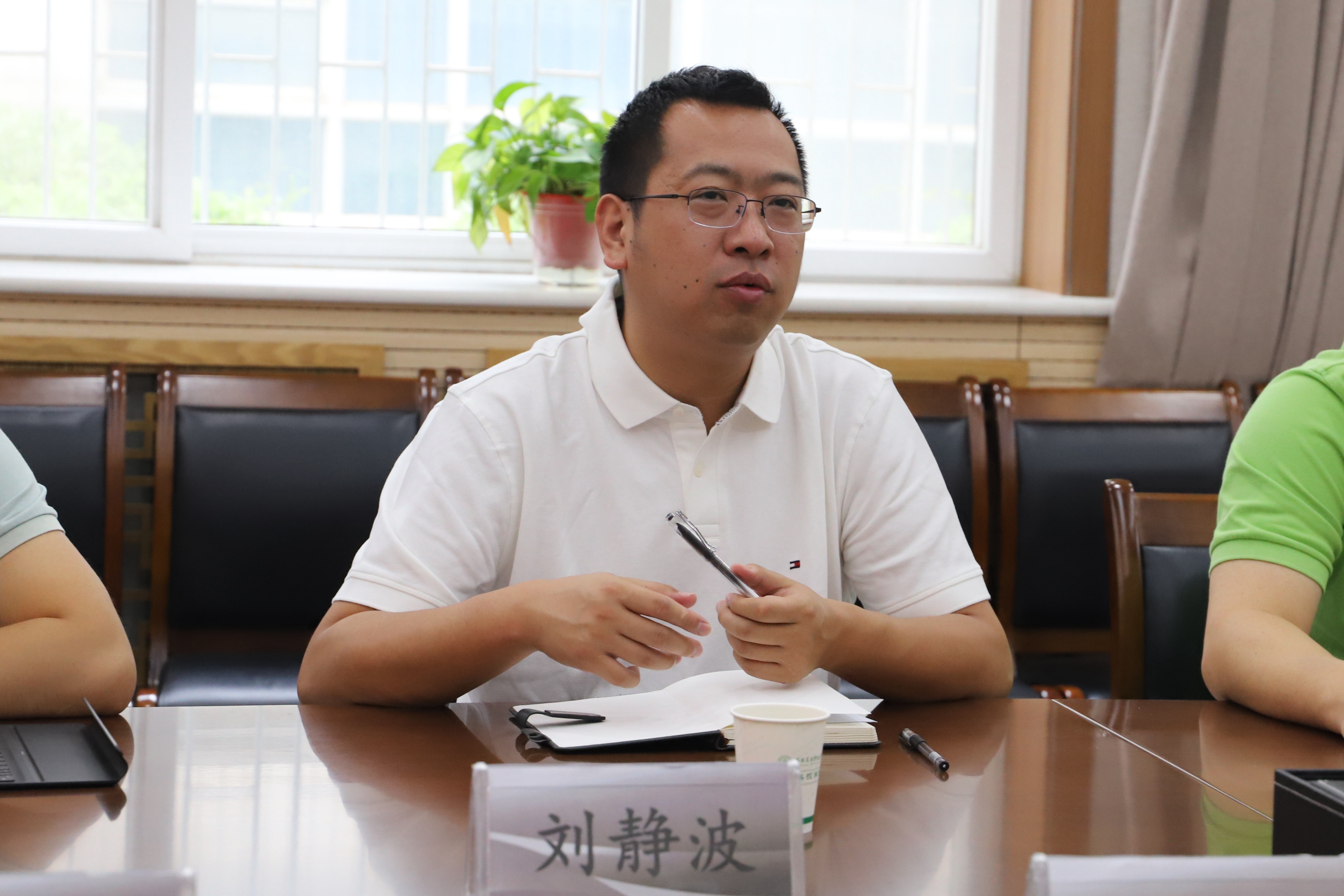 b6c62900fbd841708d5475098ce79226.jpg b6c62900fbd841708d5475098ce79226.jpg