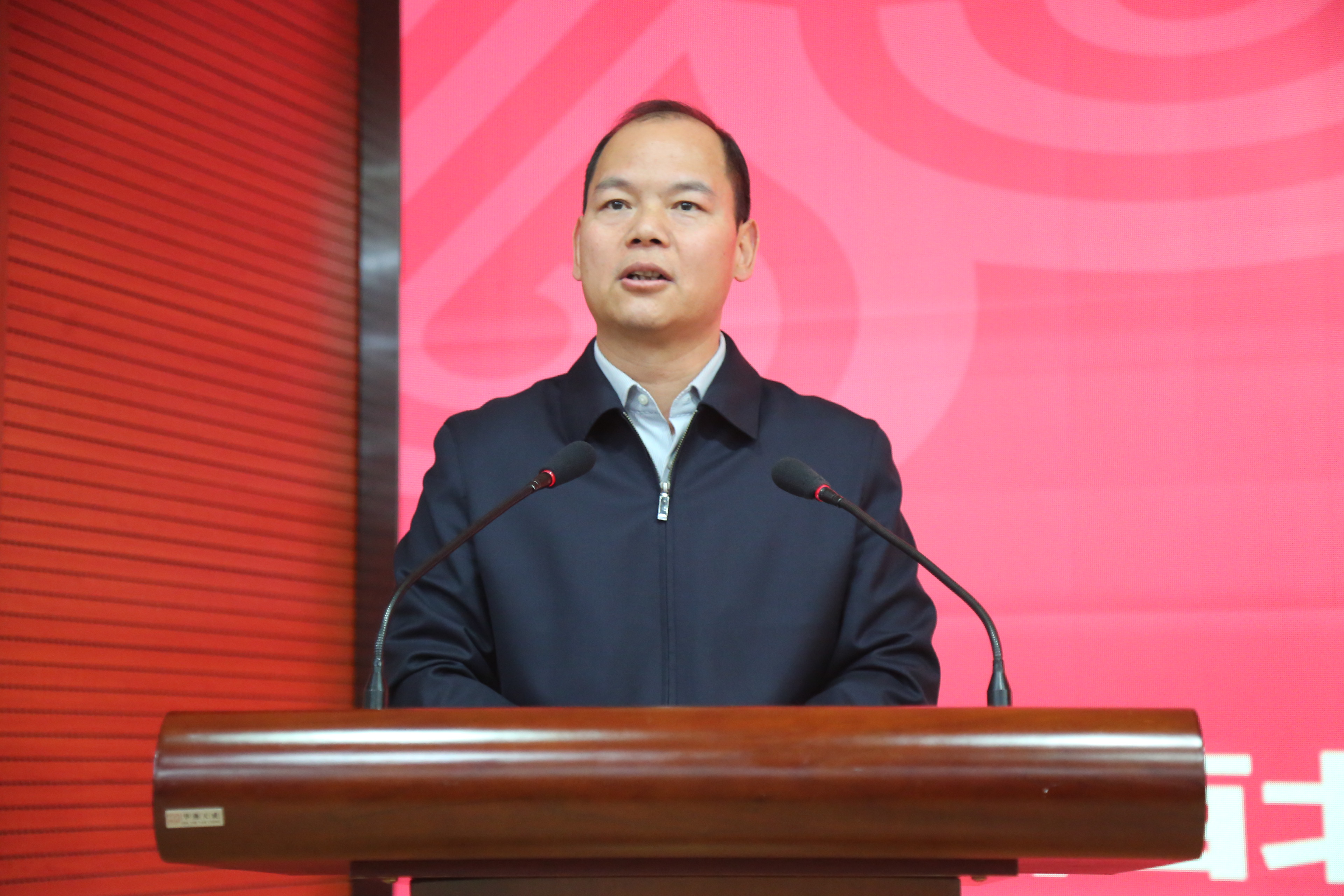 探花系列
党委书记曹军会总结讲话.JPG